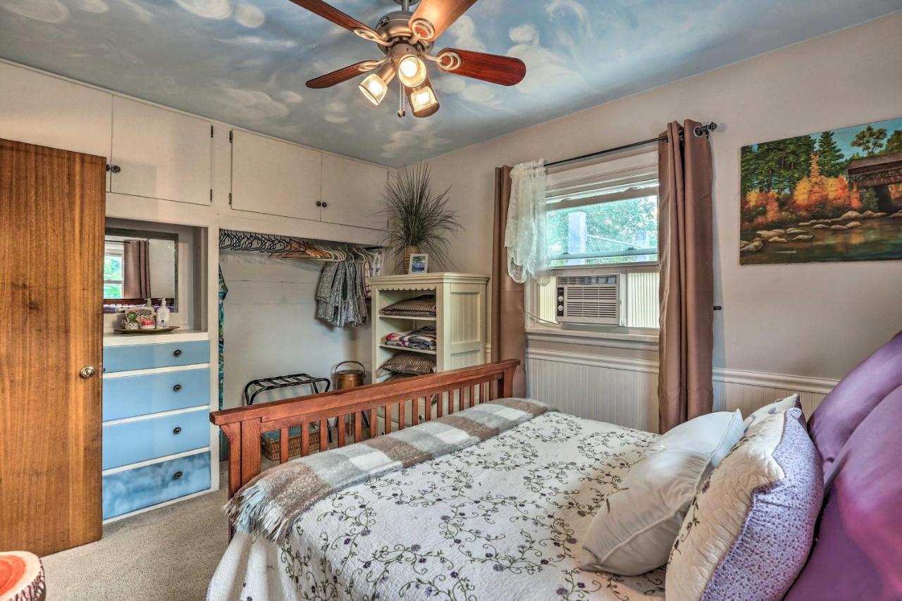 Relaxing Golden Getaway With Grill Less Than 1 Mi To Town! Exterior photo